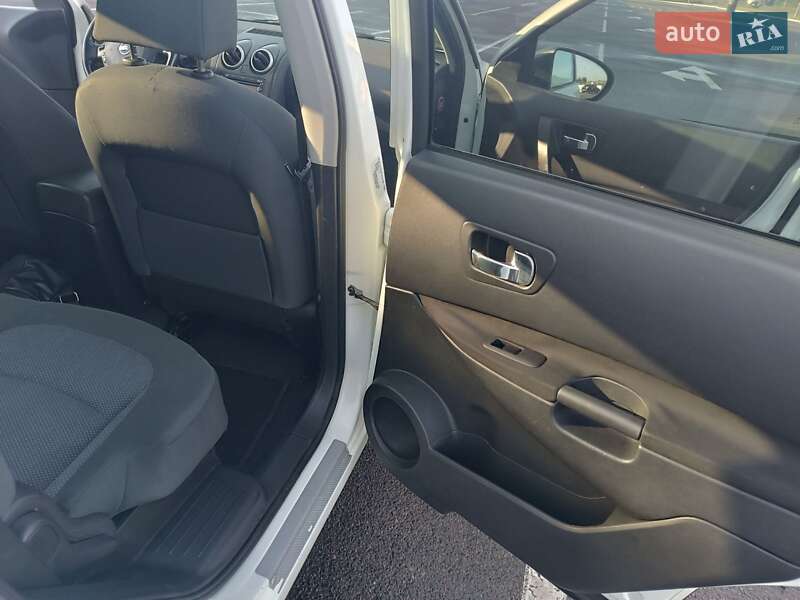 Позашляховик / Кросовер Nissan Qashqai+2 2010 в Луцьку