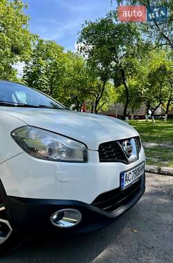 Внедорожник / Кроссовер Nissan Qashqai+2 2011 в 