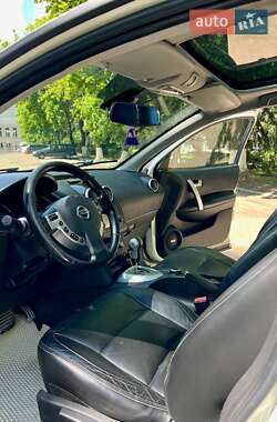 Внедорожник / Кроссовер Nissan Qashqai+2 2011 в 
