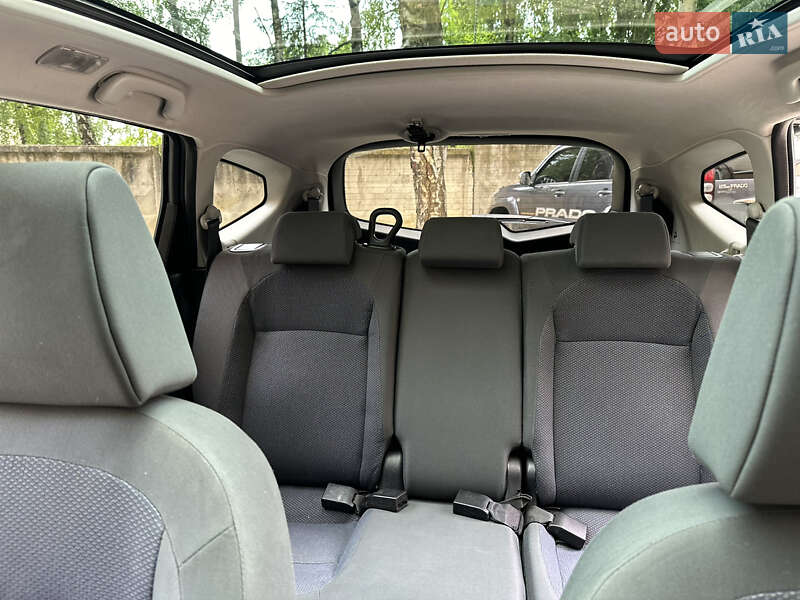 Позашляховик / Кросовер Nissan Qashqai+2 2009 в Івано-Франківську