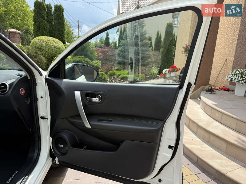 Внедорожник / Кроссовер Nissan Qashqai+2 2013 в Тернополе