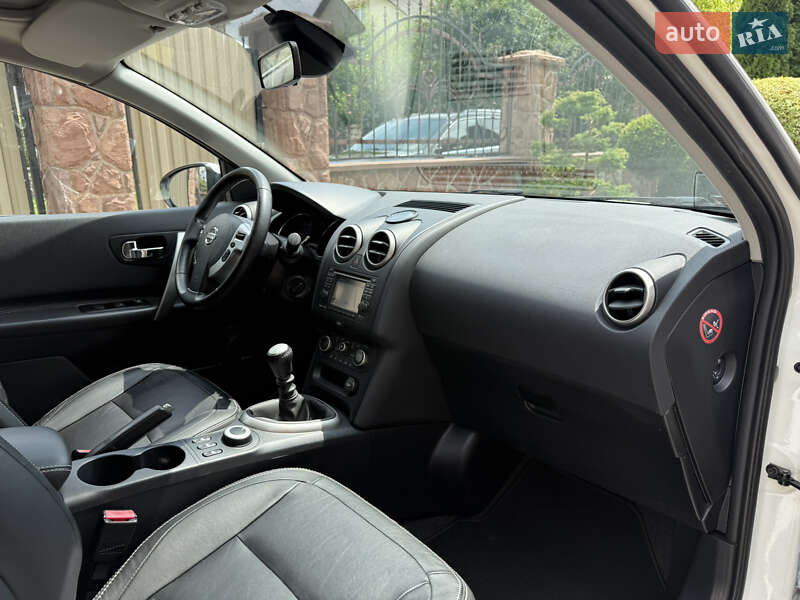 Внедорожник / Кроссовер Nissan Qashqai+2 2013 в Тернополе