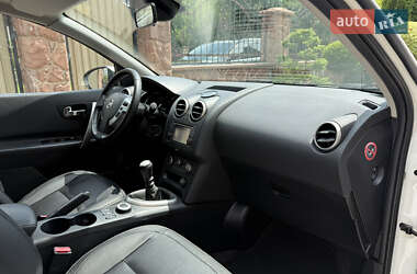 Внедорожник / Кроссовер Nissan Qashqai+2 2013 в 