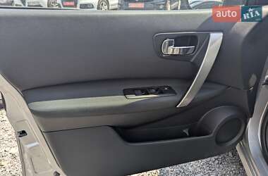 Внедорожник / Кроссовер Nissan Qashqai+2 2012 в 