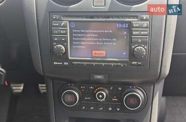 Внедорожник / Кроссовер Nissan Qashqai+2 2012 в 
