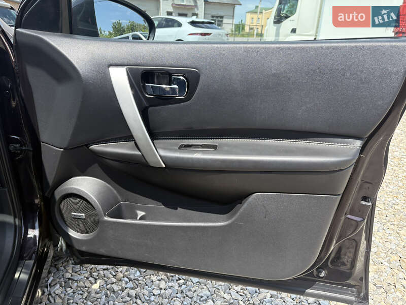 Внедорожник / Кроссовер Nissan Qashqai+2 2010 в Снятине