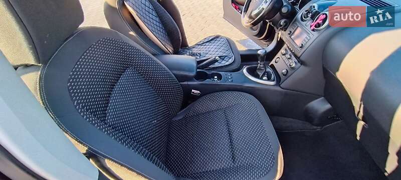 Внедорожник / Кроссовер Nissan Qashqai+2 2009 в Звягеле