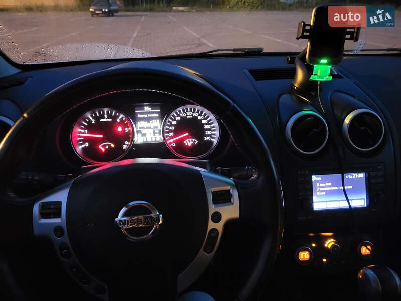 Позашляховик / Кросовер Nissan Qashqai+2 2011 в Чернігові фото 19 Позашляховик / Кросовер Nissan Qashqai+2 2011 в Чернігові