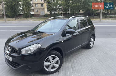 Внедорожник / Кроссовер Nissan Qashqai+2 2011 в Днепре