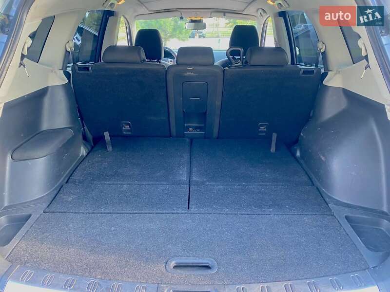 Внедорожник / Кроссовер Nissan Qashqai+2 2010 в Краматорске
