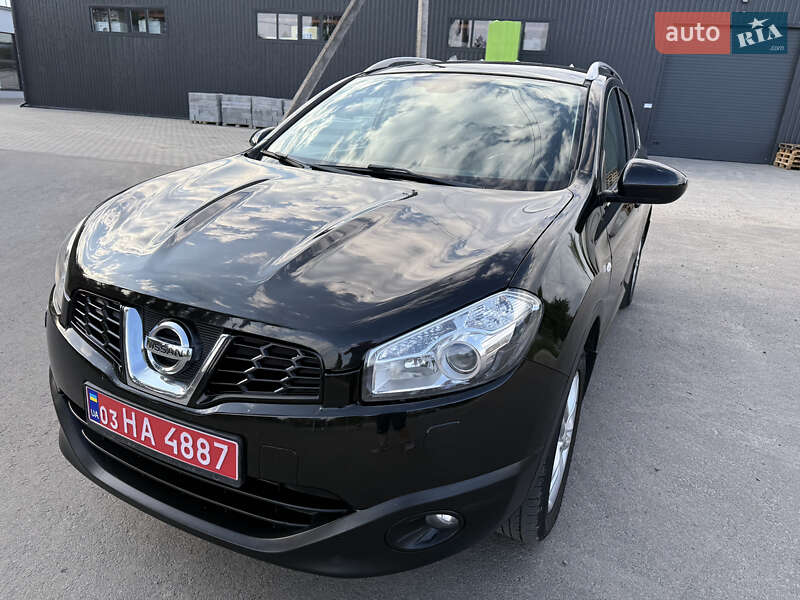Внедорожник / Кроссовер Nissan Qashqai+2 2011 в Луцке