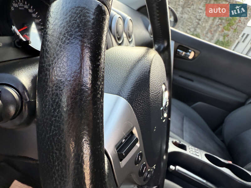 Внедорожник / Кроссовер Nissan Qashqai+2 2011 в Луцке
