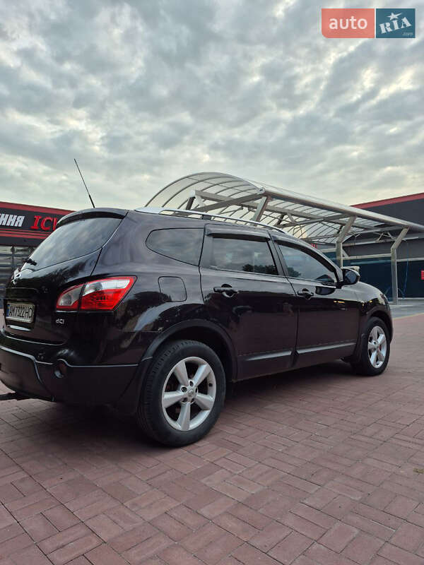 Внедорожник / Кроссовер Nissan Qashqai+2 2011 в Ровно
