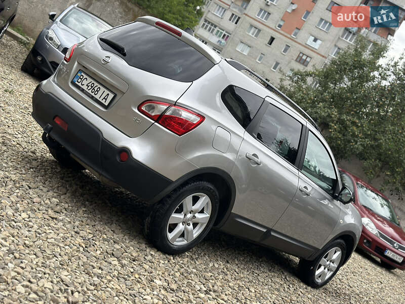 Позашляховик / Кросовер Nissan Qashqai+2 2013 в Стрию