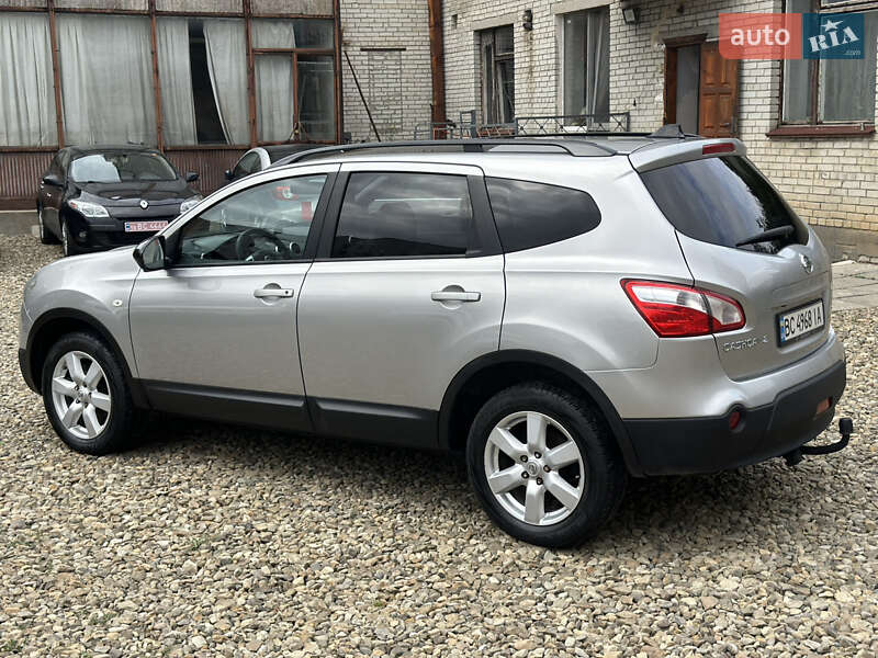 Позашляховик / Кросовер Nissan Qashqai+2 2013 в Стрию
