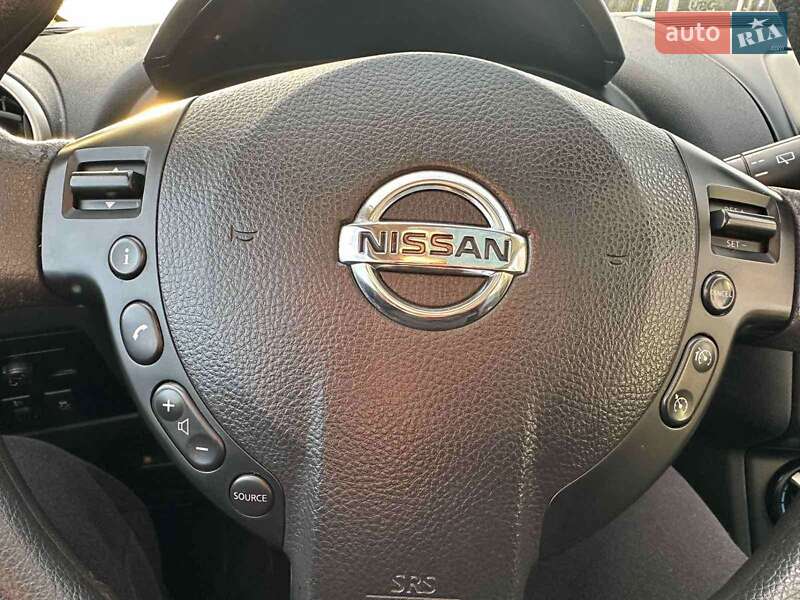 Внедорожник / Кроссовер Nissan Qashqai+2 2013 в Хмельницком