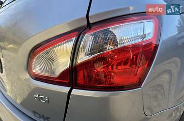 Внедорожник / Кроссовер Nissan Qashqai+2 2013 в 