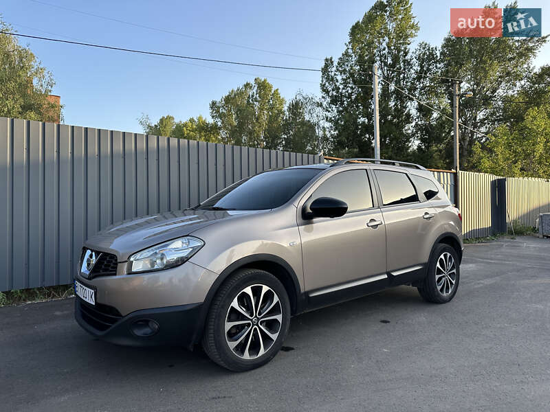 Внедорожник / Кроссовер Nissan Qashqai+2 2013 в Полтаве