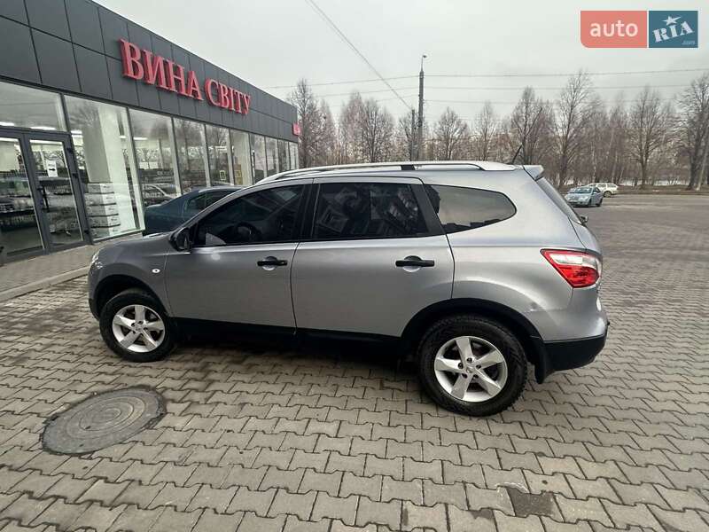 Внедорожник / Кроссовер Nissan Qashqai+2 2013 в Хмельницком