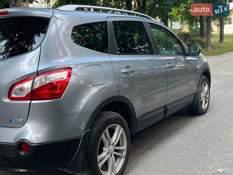 Внедорожник / Кроссовер Nissan Qashqai+2 2010 в Киеве фото 11 Внедорожник / Кроссовер Nissan Qashqai+2 2010 в Киеве
