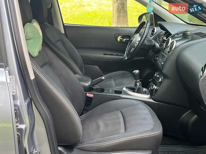 Внедорожник / Кроссовер Nissan Qashqai+2 2010 в Киеве фото 18 Внедорожник / Кроссовер Nissan Qashqai+2 2010 в Киеве
