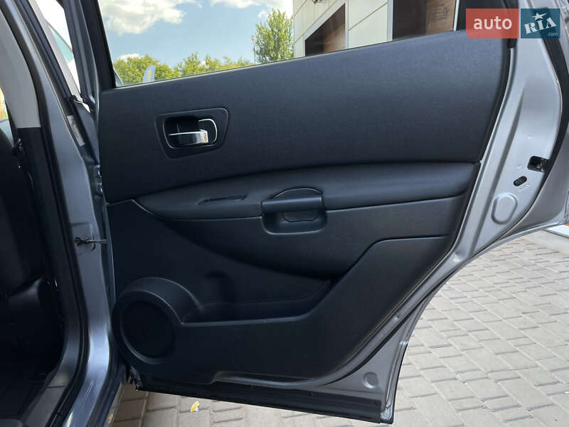 Позашляховик / Кросовер Nissan Qashqai+2 2011 в Бердичеві фото 31 Позашляховик / Кросовер Nissan Qashqai+2 2011 в Бердичеві