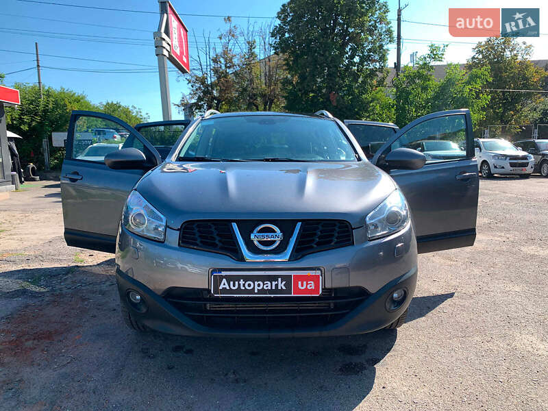 Позашляховик / Кросовер Nissan Qashqai+2 2012 в Вінниці