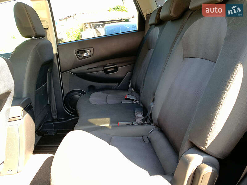 Позашляховик / Кросовер Nissan Qashqai+2 2012 в Вінниці