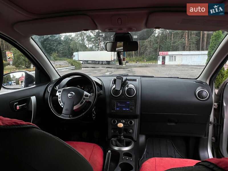 Внедорожник / Кроссовер Nissan Qashqai+2 2011 в Маневичах