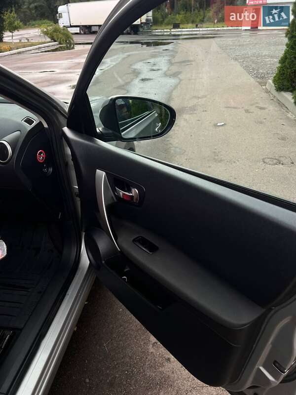 Внедорожник / Кроссовер Nissan Qashqai+2 2011 в Маневичах