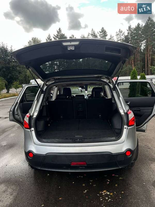 Внедорожник / Кроссовер Nissan Qashqai+2 2011 в Маневичах