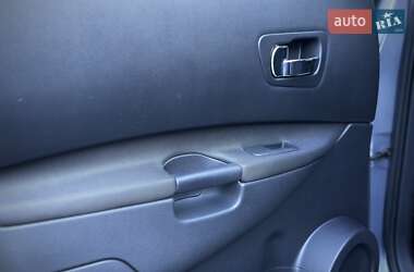 Внедорожник / Кроссовер Nissan Qashqai+2 2012 в 