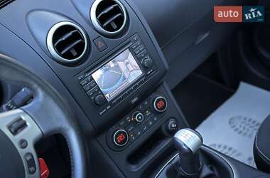 Внедорожник / Кроссовер Nissan Qashqai+2 2012 в 