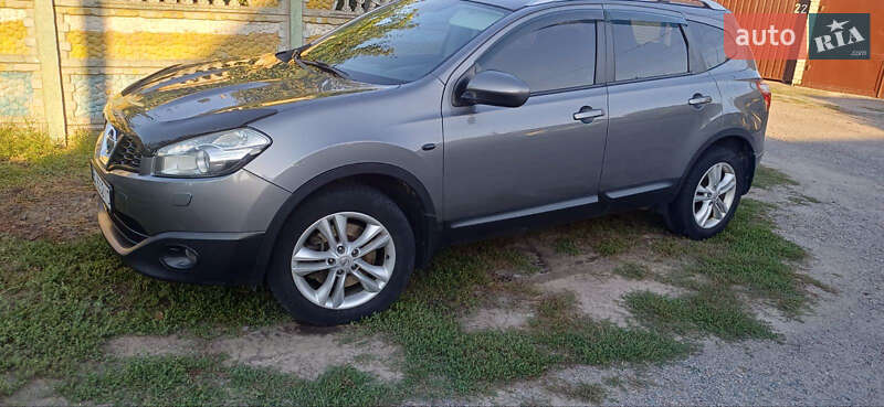 Внедорожник / Кроссовер Nissan Qashqai+2 2013 в Кременчуге