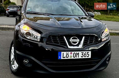 Внедорожник / Кроссовер Nissan Qashqai+2 2011 в 