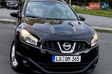 Внедорожник / Кроссовер Nissan Qashqai+2 2011 в 