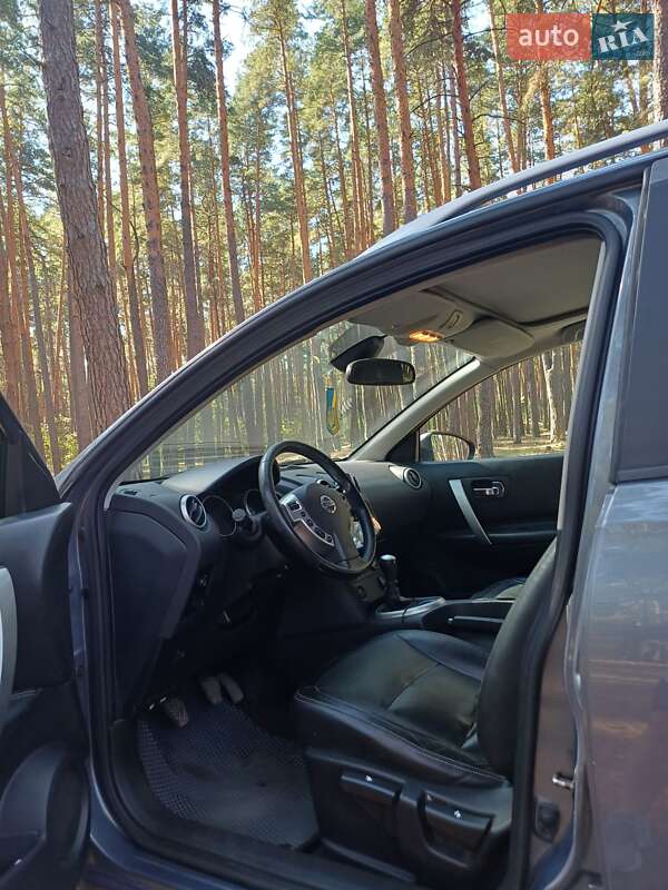 Внедорожник / Кроссовер Nissan Qashqai+2 2009 в Гадяче