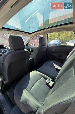 Внедорожник / Кроссовер Nissan Qashqai+2 2011 в 
