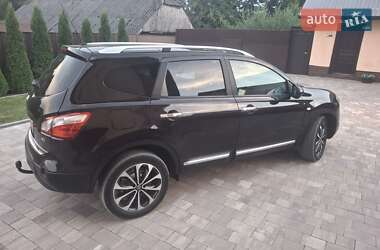 Внедорожник / Кроссовер Nissan Qashqai+2 2011 в 