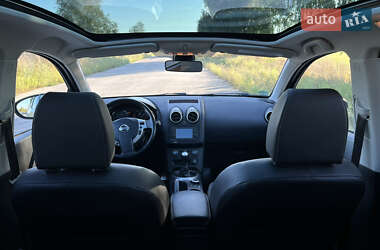 Позашляховик / Кросовер Nissan Qashqai+2 2011 в  фото 27 Позашляховик / Кросовер Nissan Qashqai+2 2011 в