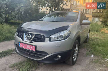 Внедорожник / Кроссовер Nissan Qashqai+2 2012 в Киеве