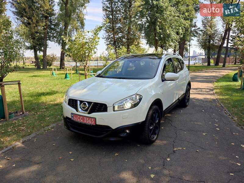 Внедорожник / Кроссовер Nissan Qashqai+2 2010 в Звенигородке фото 2 Внедорожник / Кроссовер Nissan Qashqai+2 2010 в Звенигородке
