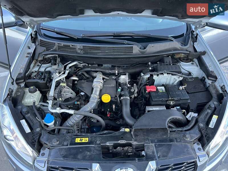 Внедорожник / Кроссовер Nissan Qashqai+2 2012 в Киеве