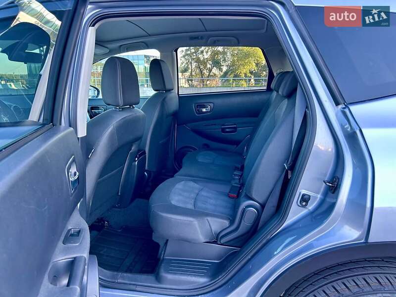 Внедорожник / Кроссовер Nissan Qashqai+2 2012 в Киеве
