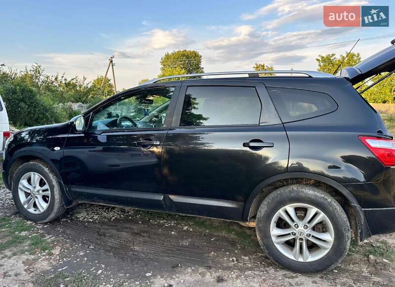 Внедорожник / Кроссовер Nissan Qashqai+2 2010 в Виннице
