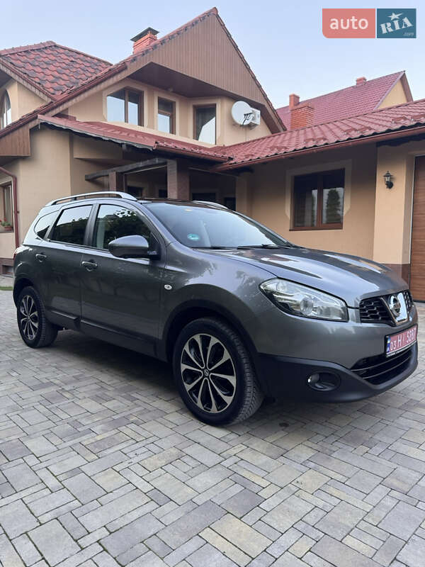 Внедорожник / Кроссовер Nissan Qashqai+2 2012 в Виноградове