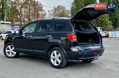 Внедорожник / Кроссовер Nissan Qashqai+2 2010 в 