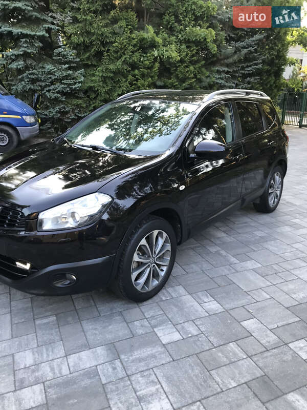 Внедорожник / Кроссовер Nissan Qashqai+2 2012 в Мостиске