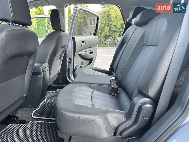 Позашляховик / Кросовер Nissan Qashqai+2 2010 в Дубні