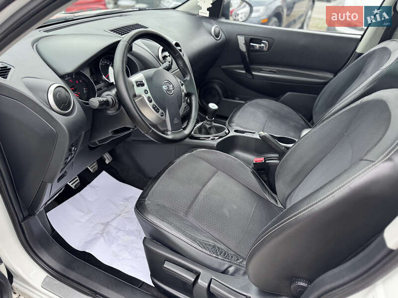Внедорожник / Кроссовер Nissan Qashqai+2 2013 в Ивано-Франковске